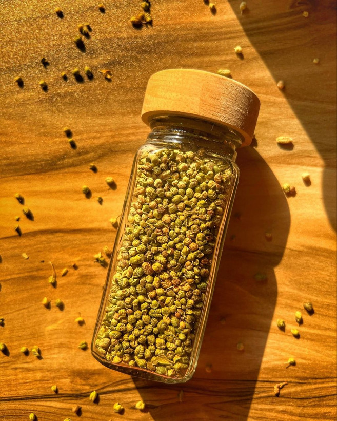 شیشه مکارتی درب چوبی